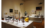 第一展示室の様子。展示品には個人蔵とされたものも多い。特撮ファンの手により保存されてきた。の画像