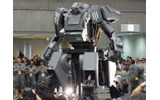 【ワンフェス2012夏】搭乗可能な巨大ロボット「クラタス」、幕張メッセに立つ!の画像