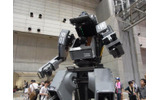 【ワンフェス2012夏】搭乗可能な巨大ロボット「クラタス」、幕張メッセに立つ!の画像