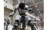 【ワンフェス2012夏】搭乗可能な巨大ロボット「クラタス」、幕張メッセに立つ!の画像