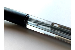 絵が動いて見えるボールペン「フローティングペン」 Kickstarterで目標額を達成 画像