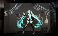 六本木ヒルズ展望台に初音ミクのカフェ期間限定オープン　”39カレー”や”はちゅねミクどらやき” 画像