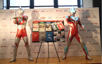 東京中央郵便局1日局長に　ウルトラマンとウルトラマンギンガが就任　 画像