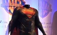 「マン・オブ・スティール」スーパーマン新スーツ　一般初公開 25日までTOHOシネマズ六本木 画像