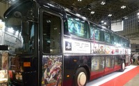キャラホビ2012  「TIGER & BUNNY」宣伝バスも登場　バンダイナムコが新作ゲーム多数展示 画像