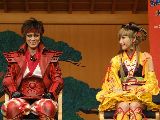 宝塚歌劇「逆転裁判」では成歩堂を熱演した蘭寿さん、それを拝見していたという蘭乃さん