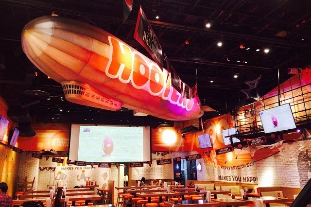 HOOTERS新宿店