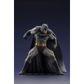 「ARTFX+バットマン HUSH」6,800円（税抜）BATMAN and all related characters and elements （C） & TM DC Comics.（s19）