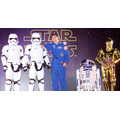 ストームトルーパー＆野口聡一＆R2-D2＆C-3PO／『スター・ウォーズ／フォースの覚醒』公開記念東京スカイツリー点灯式