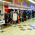 新宿駅に御坂美琴がキックした“あの自販機”が登場！ 「とある」シリーズを振り返る展示も【レポート】