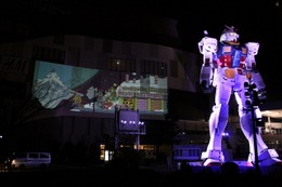 「ガンダム立像」クリスマスの夜空に輝く　“GUNDAM STAND at Jaburo”も新たなストーリーへ 画像