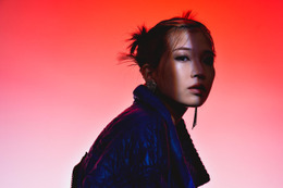 青山吉能“デビューから温めていた満を持しての1曲”チャレンジの3rdデジタルシングル「My Tale」を語る