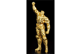 「北斗の拳」ラオウ、2m50cmの黄金像を初展示！ 約320万円の純金像も販売!?