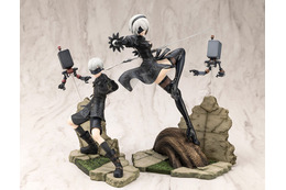 「NieR:Automata」2B＆9Sの共闘をフィギュアで！“ナインズって呼んでくれていいんですよ？” 画像