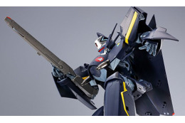 「マクロス7」ガムリン木崎が駆る「ステルスバルキリー」をDX超合金で立体化！ステルス性重視の機体形状、ファイター形態での薄さを再現 画像