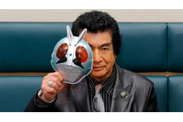 「東島丹三郎は仮面ライダーになりたい」第1話で藤岡弘、が本郷猛の声で出演！小西克幸との対談も公開「最高ですね、本当に」