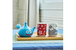 『ドラクエ』和風な「スライム湯のみ」が可愛い！青海波と花小紋、2つの柄を風流にデザイン 画像