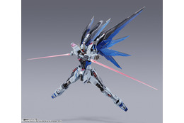 フリーダムガンダムのフィギュアが再販！躍動感とボリュームのあるシルエットは“自由”の象徴