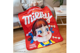 ペコちゃんのチョコミラーや“ミルキー”ブランケットが可愛すぎ＆美味しそう♪ タイトーくじ登場 画像