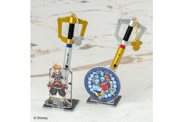 グッと来る…！「キングダム ハーツ」キーブレードやソラたちの全44アイテムが勢揃い！ロフトで物販イベント開催