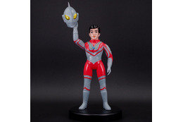 「ウルトラマン」“マスク取れゾフィー”ソフビや、ゼットンTシャツも！「ウルトラマン 駅ナカ POP UP SHOP in 大宮駅」グッズラインナップ情報到着