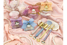 気分アゲー♪ 「ちいかわ」デザインのコスメで毎日のメイクを楽しく！「リボンコスメシリーズ」発売