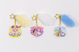 ハローキティが松平健とコラボ！ マツケン×キティの平成ギャルグッズがファミマから登場♪