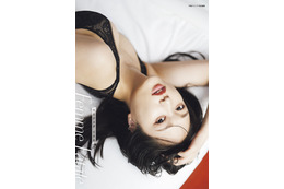 内田真礼、小倉唯、久保田未夢らがかわいい＆セクシー☆ 水着姿やランジェリー姿など普段見せない一面もチラリっ！【2025年女性声優写真集まとめ その1】