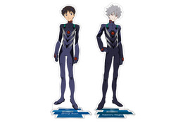 「エヴァ」ファンにはたまらない“13号機”のプラグスーツを着たシンジ＆カヲルのアクスタが登場【東京オートサロン2026】