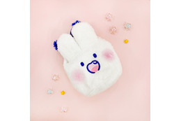 ラブリーモンモンのふわもこポーチが鬼カワ♪ SNSで話題の「＃モン活」を楽しめるポーチやフォトフォルダーが登場