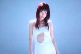 アイナ・ジ・エンドがヒロインに！ OKAMOTO'SとKEIJUの新曲MV「めちゃくちゃいい曲で大好き」と絶賛！ 画像