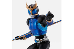 青のクウガ「仮面ライダークウガ ドラゴンフォーム」がS.H.Figuartsより登場！ドラゴンロッドとともに作中の戦闘スタイルを再現可能