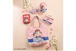 ペコちゃんがANAのCAに♪ 国際線就航40周年記念デザインのグッズが登場！エコバックやトート、ポーチがトラベルに◎