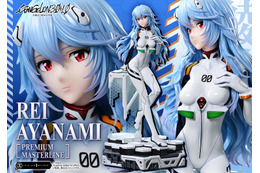 艶めくロングヘアが魅力的♪ 「シンエヴァ」綾波レイが1/4スケールで立体化！ 特典として微笑んだ表情のパーツも付属