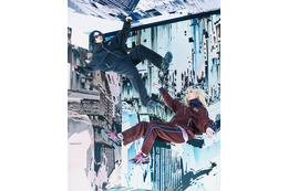 YOASOBIがASICSとコラボ！ 自らデザインに参加したシューズ＆アパレルを発売！