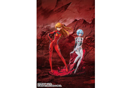 「エヴァ」レイ、アスカが1/7スケールフィギュアになって登場！ キャラデザを手掛けた貞本義行氏のイラストを立体化
