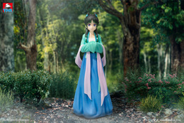 「薬屋のひとりごと」猫猫のプライズフィギュアが登場♪ ドキドキのカエルシーンを思い出しちゃう…!