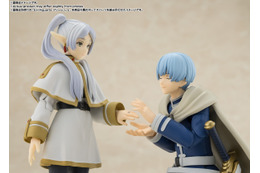 「葬送のフリーレン」凛と立つヒンメルのフィギュアが登場！ボーナスパーツでフリーレンとの指輪シーンを再現できる!?