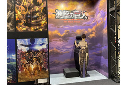 「進撃の巨人」兵長との「心臓を捧げよ」ツーショが撮れるフォトスポットに感動…！デンジとレゼにも会えるMAPPAブース【AnimeJapan 2026 ブースレポ】