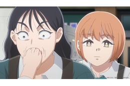 TVアニメ「霧尾ファンクラブ」クラスメイトの男子・霧尾が気になる藍美と波はある日教室で彼の学ランを発見して…！？第1話あらすじ&先行カット公開！