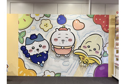 ちいかわ、ハチワレ、うさぎたちがフルーツに大変身♪「ちいぽけ」グッズ第2弾発売イベントが大盛況！バルーン配布やスタンプラリーも【レポ】