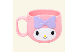 「サンリオ」クロミやキティの存在感抜群♪ キュートなデザインのダイカットマグコップが登場
