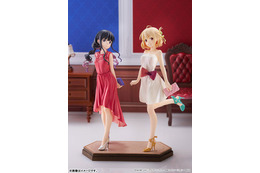 「リコリコ」千束＆たきな、いつもと一味違う“ドレスアップコーデ”がキュート♪ フィギュアが登場