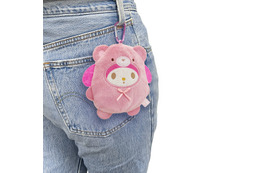 「サンリオ」キティ、マイメロたちが“もこもこ”クマに大変身♪ ラテクマデザインのカプセルトイが登場！