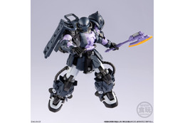 ルウム戦役で大活躍した黒い三連星仕様の「高機動型ザクII」が可動フィギュアになって登場！ 躍動感あふれるポージングがたまらない