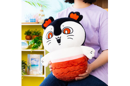 おっきなセイレーンのぬいぐるみ登場！ 「映画ちいかわ」“セイレーン”新商品が必見！ セイレーンの印象的なシーンを集めたフィギュアは必見