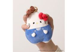 「サンリオ」キティ＆シナモンたちが“もちもち”触感のミニポーチに♪イヤホンやリップなどの小物収納に便利◎