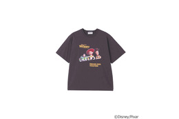 ウッディ＆バズ＆ジェシーが仲良くデザイン♪ 「トイ・ストーリー」ROSE BUDコレクション登場！ 名シーンTシャツやポーチなど遊び心あふれるアイテムがラインナップ♪