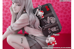 怖さと可愛さが共存…!?「ハローキティ」と「富江」コラボフィギュアがあみあみより発売！