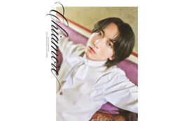 純白スーツ＆セクシーショットがメロい♪ 声優・小林千晃、デビュー10周年記念写真集「Chiamore」9月10日発売！ イタリアのヴェネツィアをロケ地に様々なシチュエーションで撮影